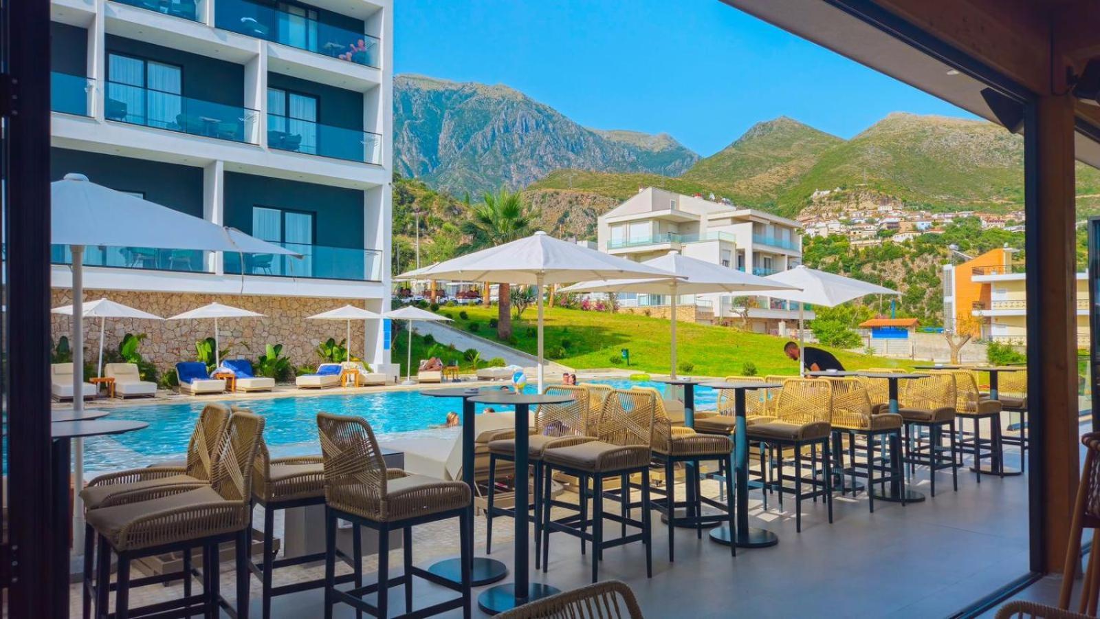 Black Diamond Hotel Dhërmi Extérieur photo