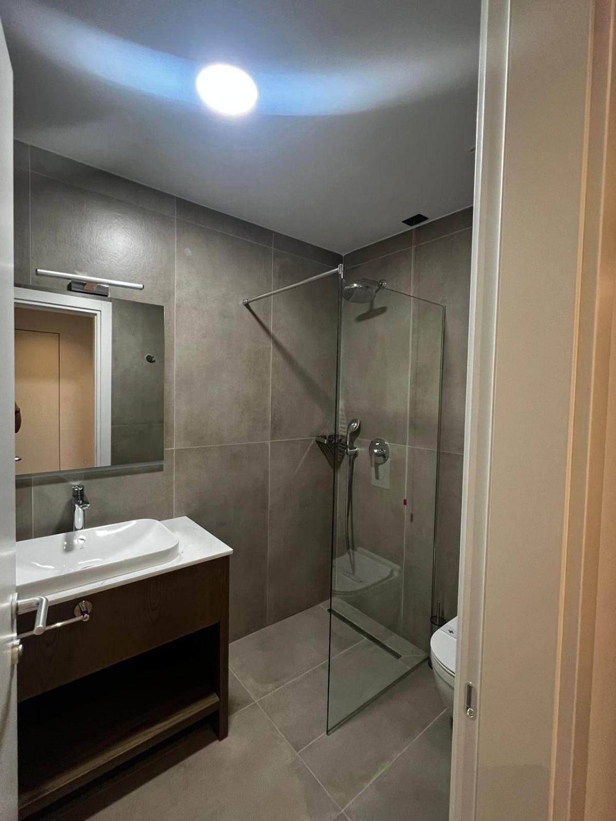 Black Diamond Hotel Dhërmi Extérieur photo
